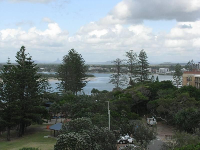 Unit 9 ‘Araluen’ 10 Bulcock Beach Esplanade, Caloundra QLD 4551