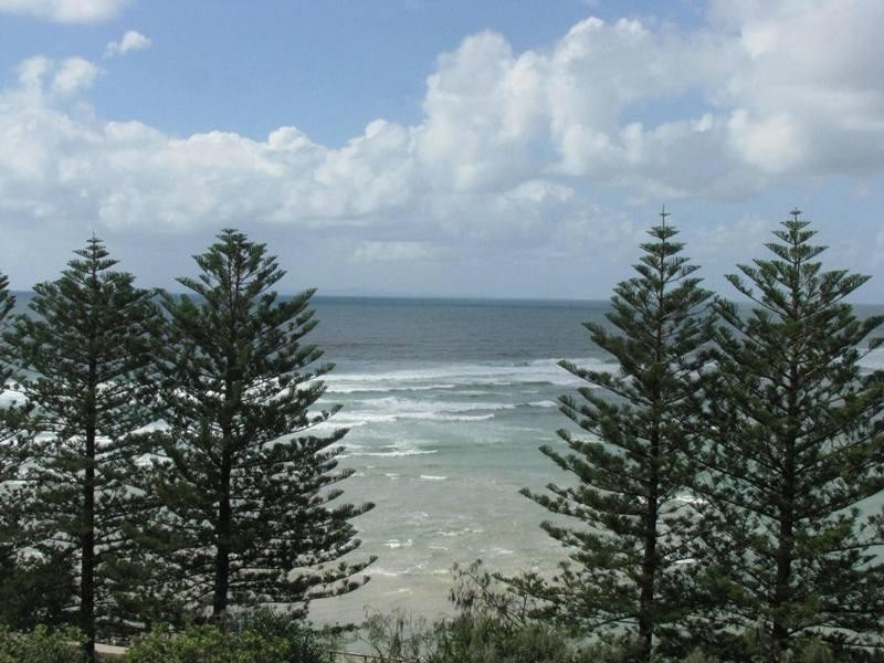 Unit 9 ‘Araluen’ 10 Bulcock Beach Esplanade, Caloundra QLD 4551