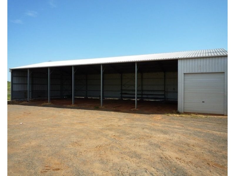 26 Lindeman Road, Beerwah QLD 4519