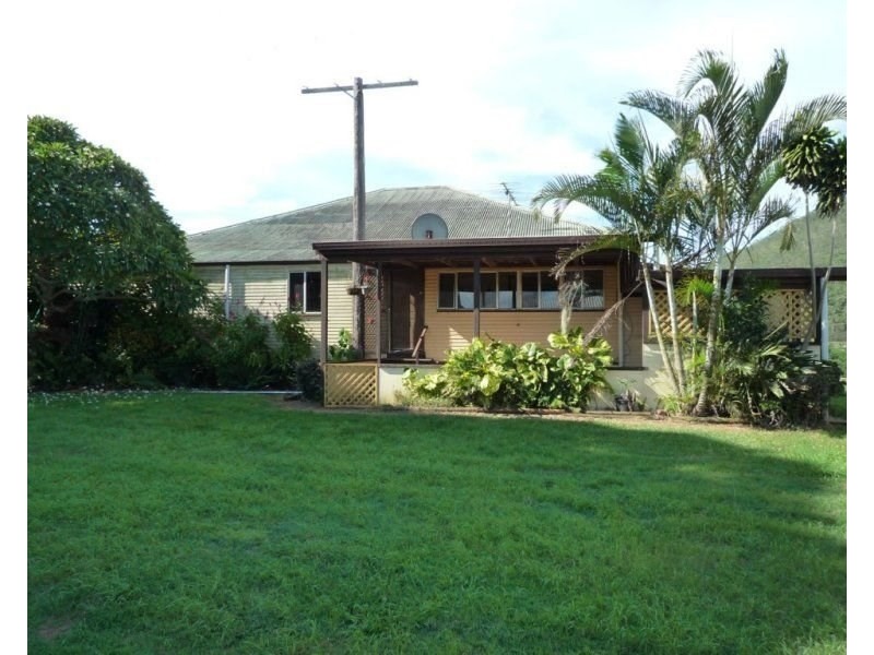 26 Lindeman Road, Beerwah QLD 4519