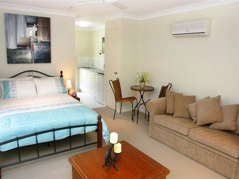 16 Nicolle Court, Mooloolah Valley QLD 4553