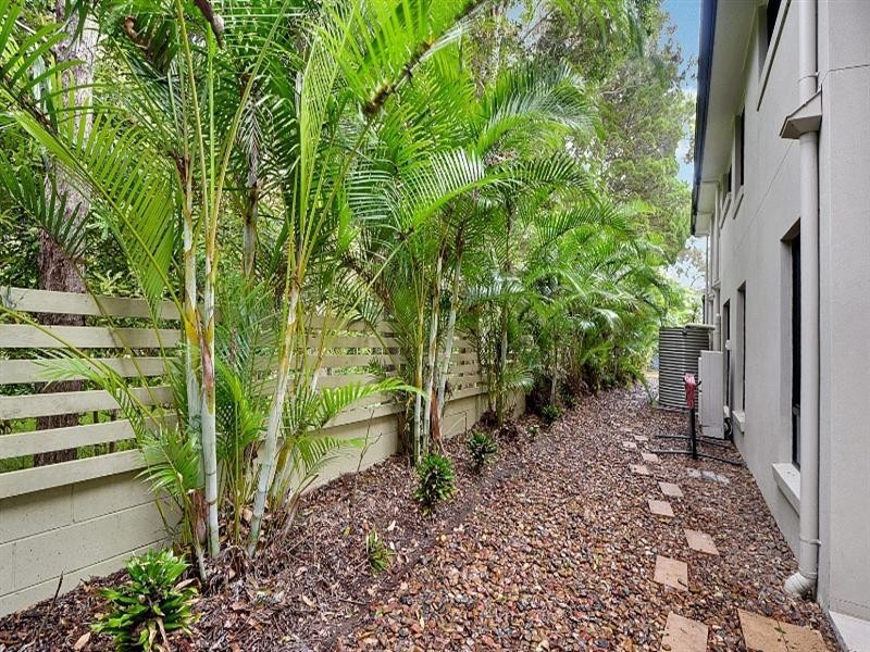 1 Lawley Street, Dicky Beach QLD 4551