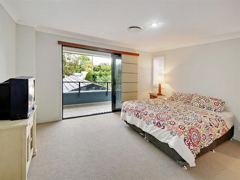 1 Lawley Street, Dicky Beach QLD 4551