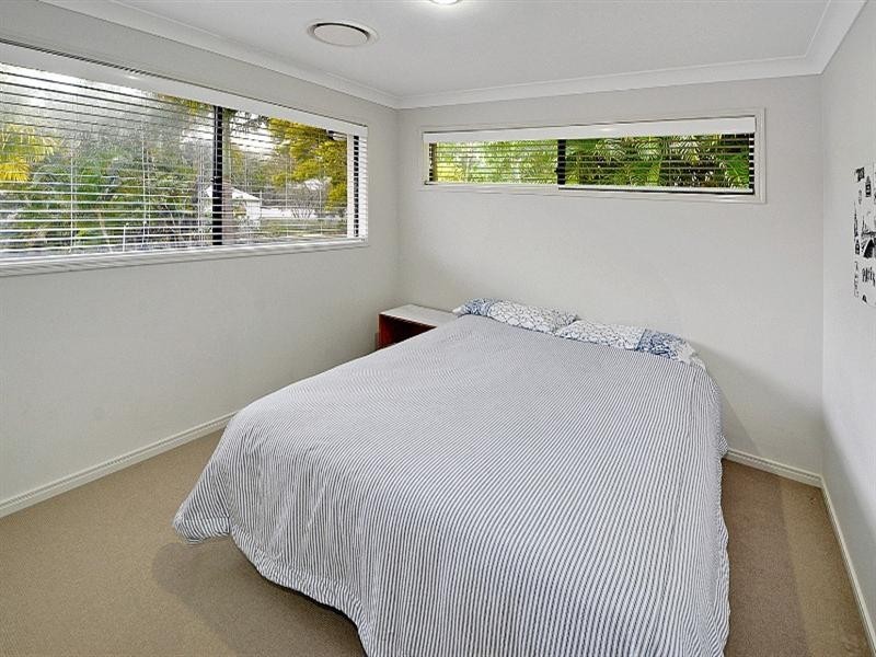 1 Lawley Street, Dicky Beach QLD 4551