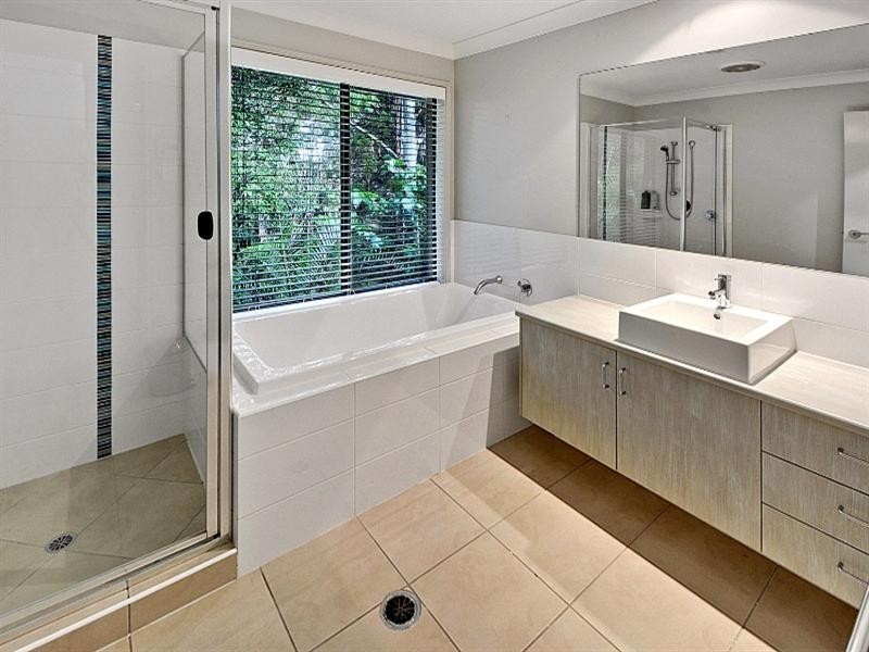 1 Lawley Street, Dicky Beach QLD 4551