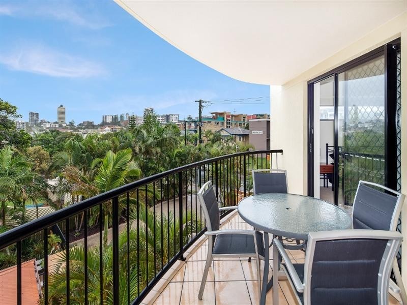Unit 5 ‘Meridian Caloundra’ 82 Albert Street, Kings Beach QLD 4551