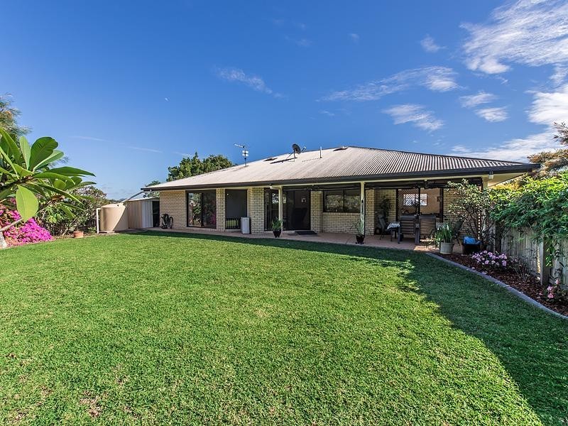 7 Kinross Court, Caloundra West QLD 4551