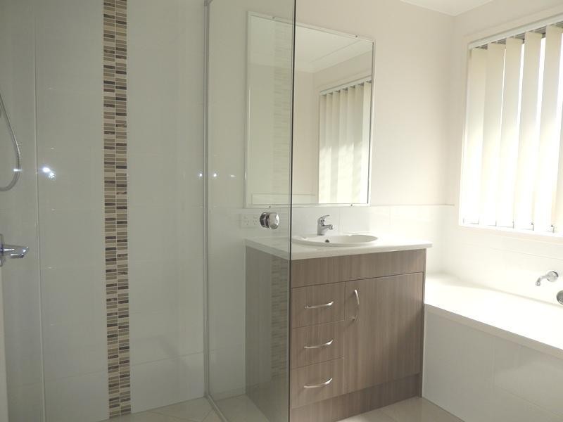 88 Little Mountain Drive, Little Mountain QLD 4551