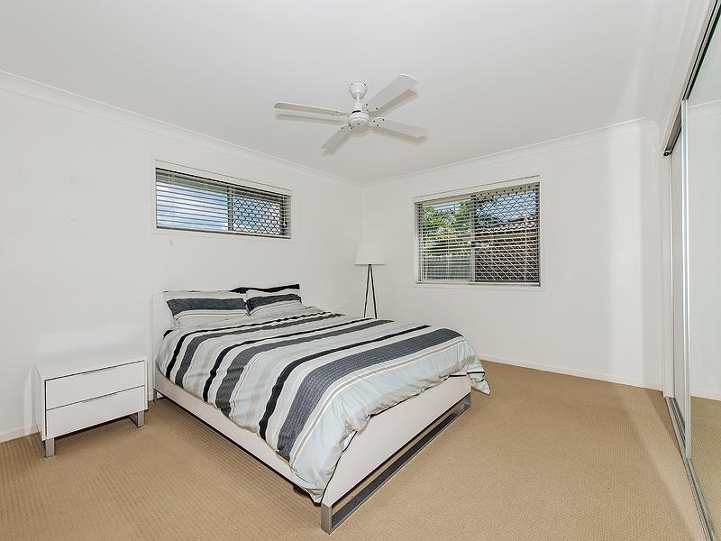 6 Donnelly Place, Caloundra West QLD 4551