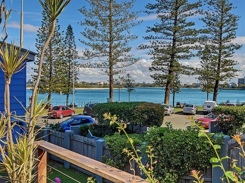 31 Bulcock Beach Esplanade, Caloundra QLD 4551