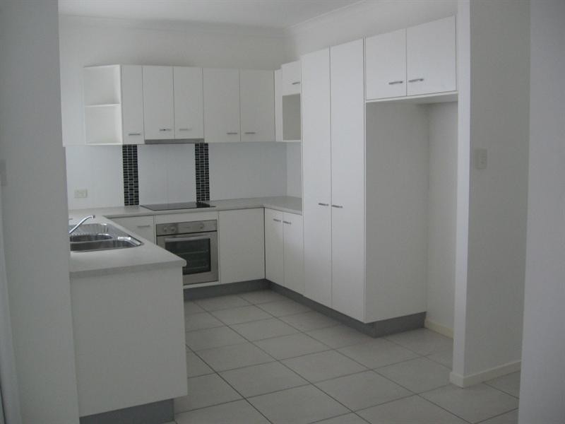 16 Crater Street, Caloundra West QLD 4551