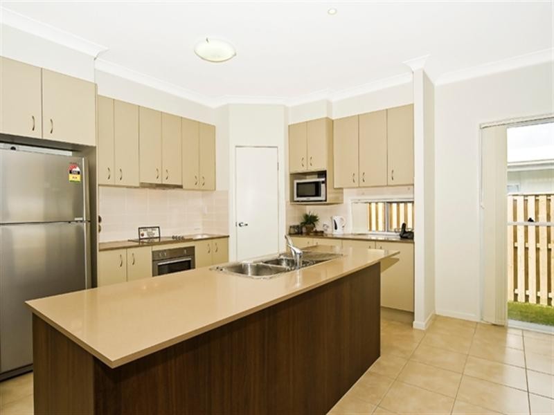 13 Eyre Place, Caloundra West QLD 4551