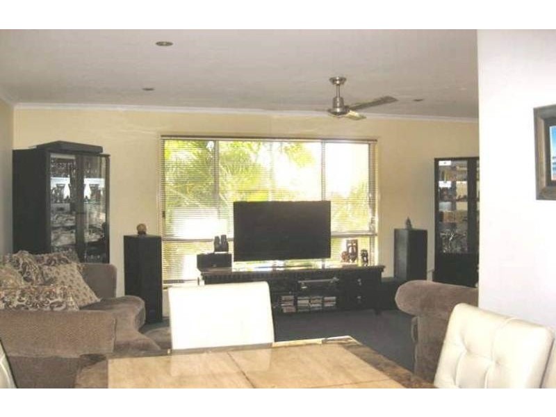 12 Bracken Place, Currimundi QLD 4551