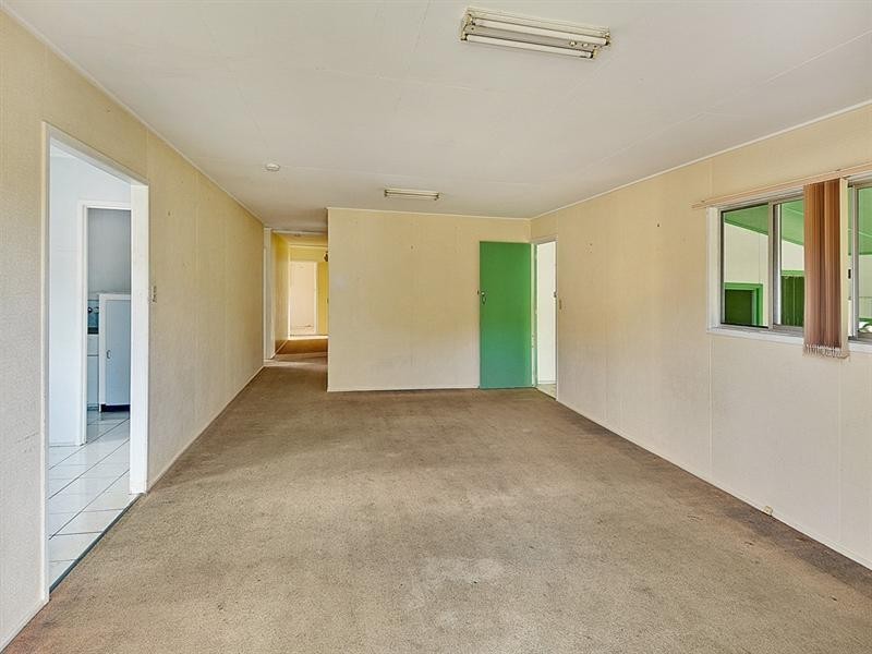 60 Coronation Avenue, Golden Beach QLD 4551