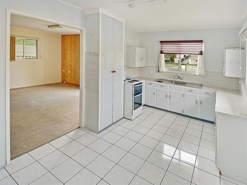 60 Coronation Avenue, Golden Beach QLD 4551