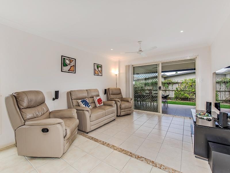 24 Springbrook Street, Caloundra West QLD 4551