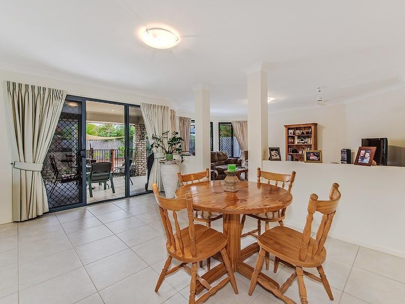 1 Maroon Court, Caloundra West QLD 4551