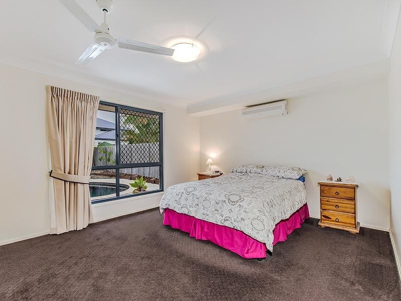 1 Maroon Court, Caloundra West QLD 4551