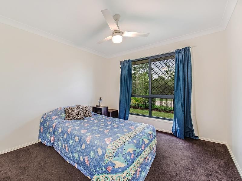 1 Maroon Court, Caloundra West QLD 4551
