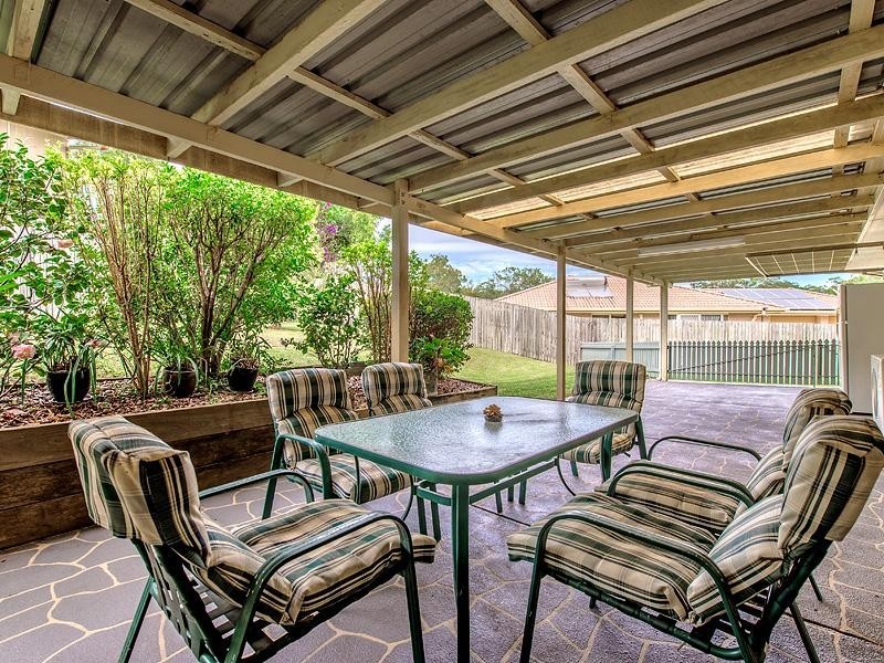 24 Athenree Place, Little Mountain QLD 4551
