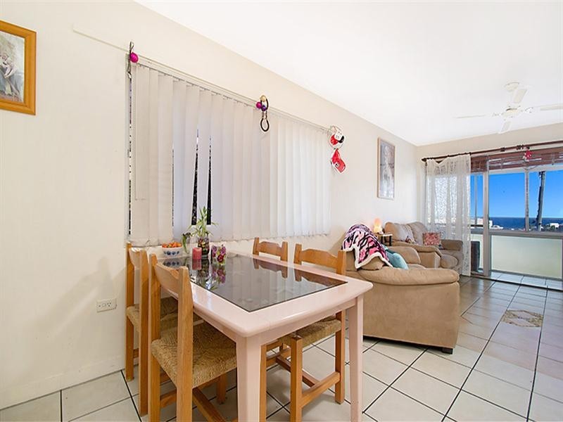Unit 2 ‘Marperel’ 1 Verney Street, Kings Beach QLD 4551