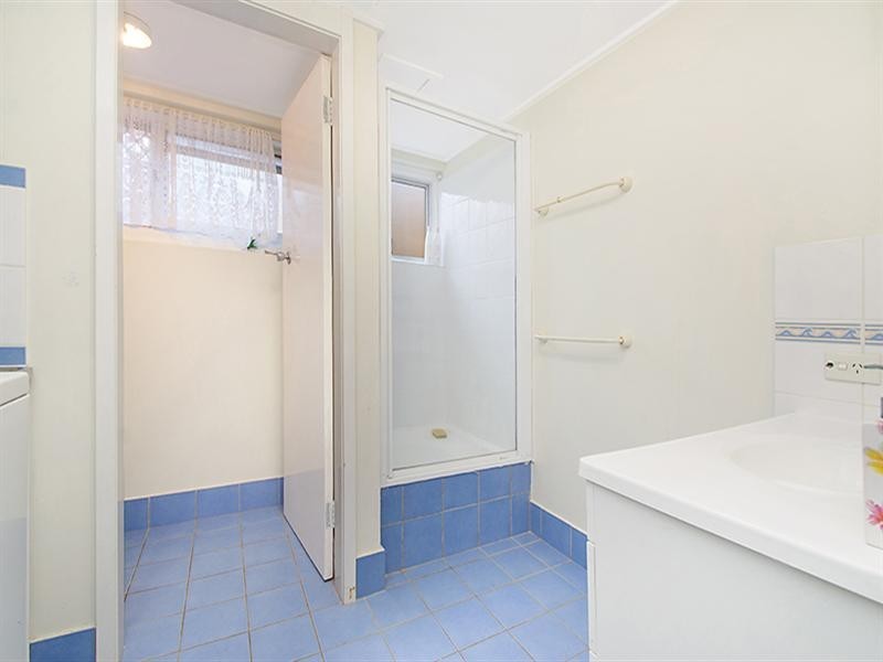 Unit 2 ‘Marperel’ 1 Verney Street, Kings Beach QLD 4551