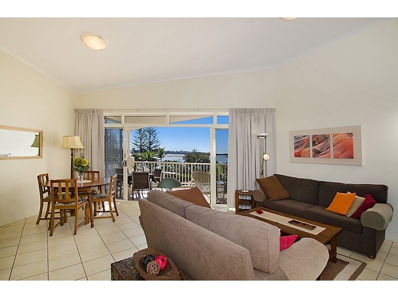 Unit 303 ‘The Moorings’ 89 Golden Beach Esplanade, Golden Beach QLD 4551