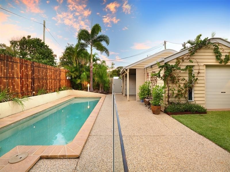 23 Moffat Street, Moffat Beach QLD 4551