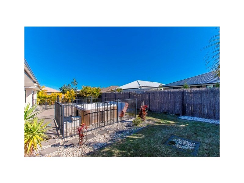 17 Nebo Street, Caloundra West QLD 4551