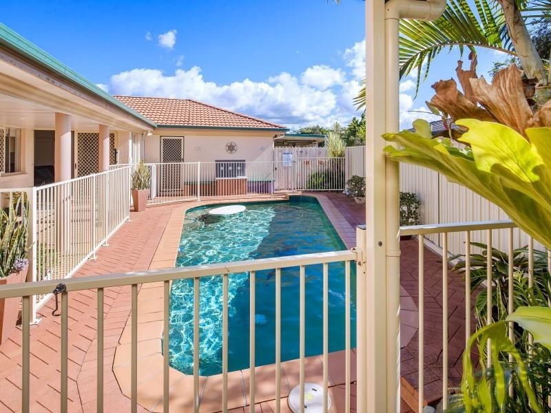 3 Kalowendha Avenue, Pelican Waters QLD 4551