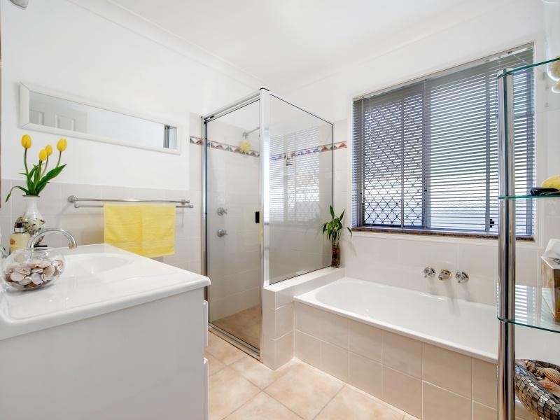 3 Kalowendha Avenue, Pelican Waters QLD 4551