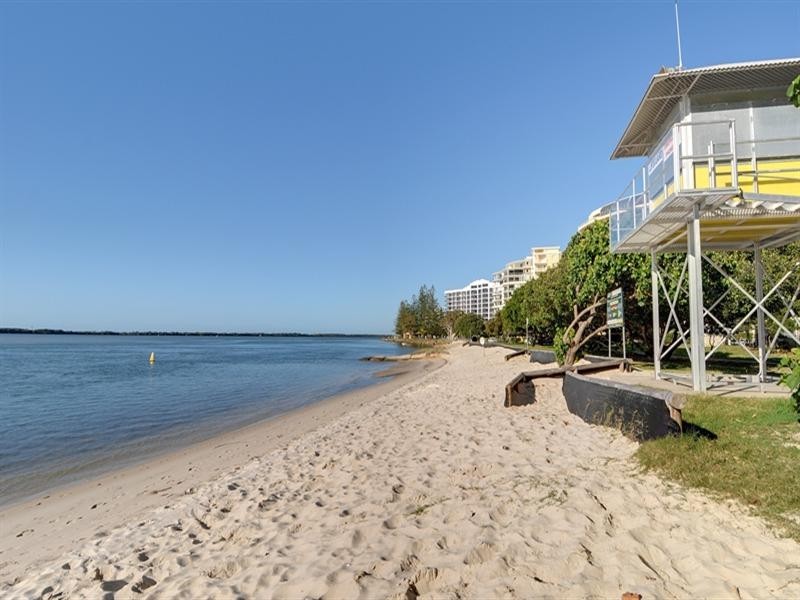 Unit 6 ‘Pacific Reflections’ 56 The Esplanade, Golden Beach QLD 4551