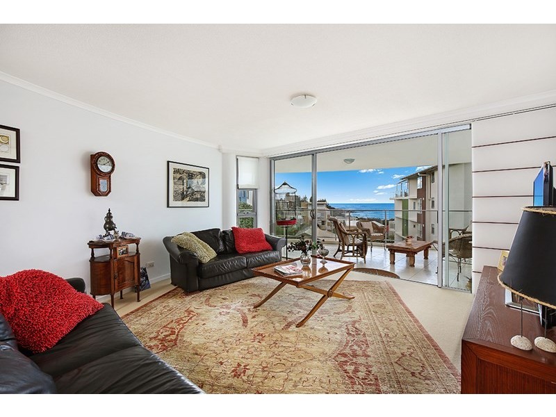 Unit 16 ‘Salt on Kings’ 13 Mahia Terrace, Kings Beach QLD 4551