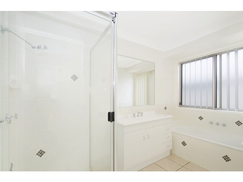 1 Kamala Place, Meridan Plains QLD 4551