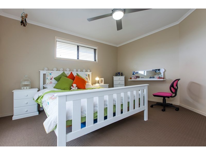 26 Kuthar Street, Pelican Waters QLD 4551