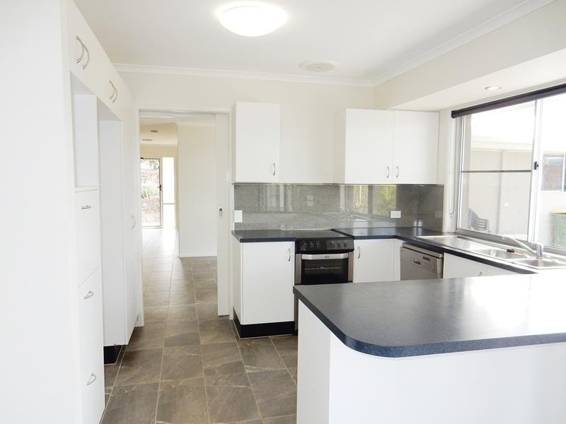 7 Alexander Street, Aroona QLD 4551