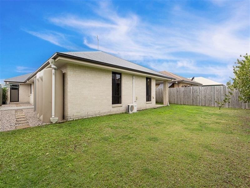 35 Howitt Street, Caloundra West QLD 4551