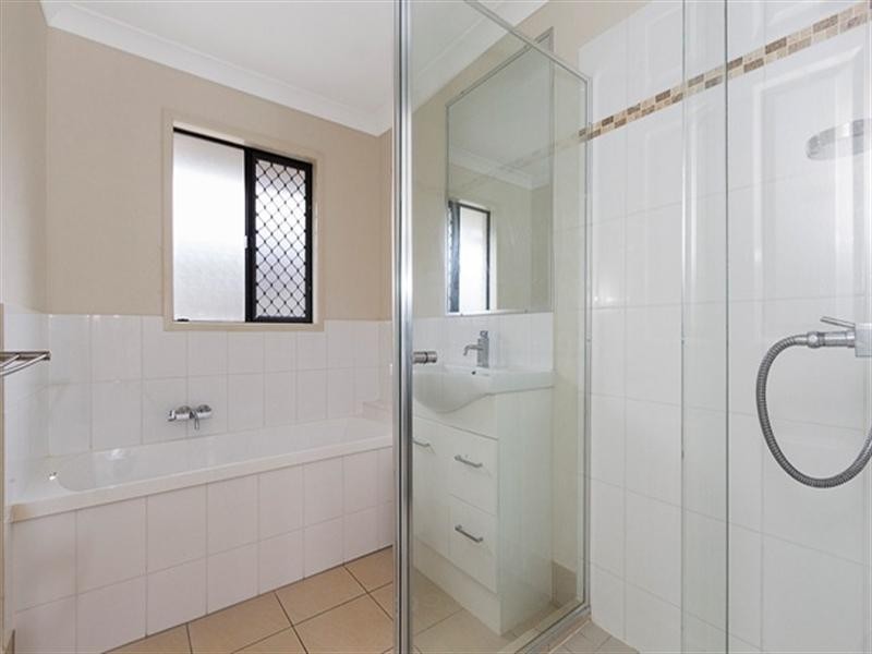 35 Howitt Street, Caloundra West QLD 4551