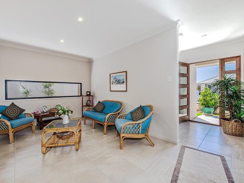 3 Copper Crescent, Caloundra West QLD 4551