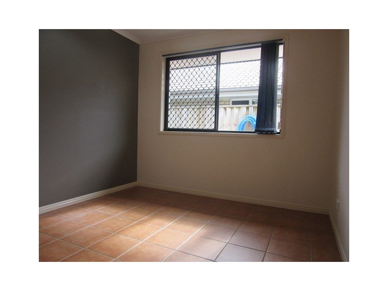 15 Andrew Avenue, Little Mountain QLD 4551