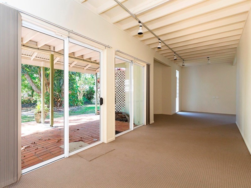 17 King Street, Shelly Beach QLD 4551