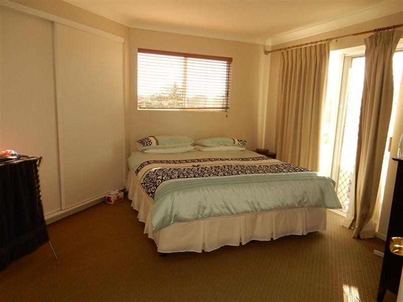 6 ‘Windsurfer View’ 9 Esplanade, Golden Beach QLD 4551