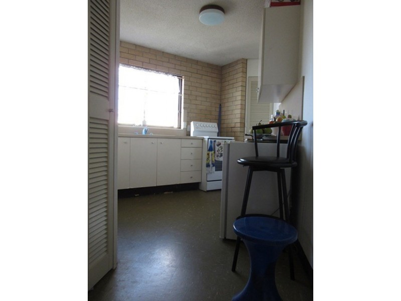 Unit 2 “Moreton Sands”, 10 Dingle Avenue, Kings Beach QLD 4551