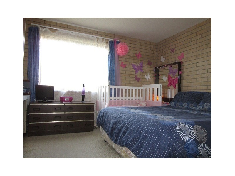 Unit 2 “Moreton Sands”, 10 Dingle Avenue, Kings Beach QLD 4551