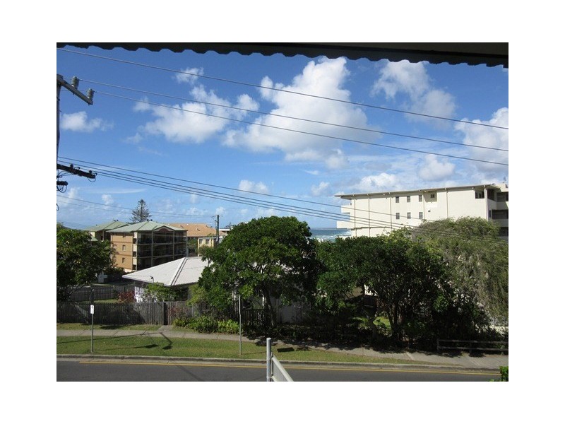 Unit 2 “Moreton Sands”, 10 Dingle Avenue, Kings Beach QLD 4551