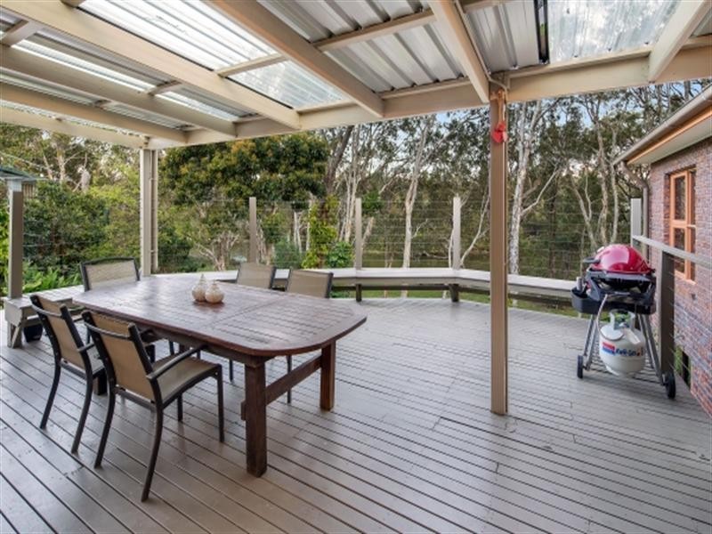 4 Bray Street, Dicky Beach QLD 4551