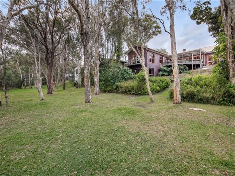 4 Bray Street, Dicky Beach QLD 4551