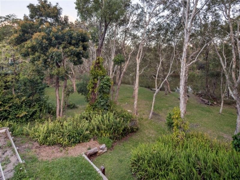 4 Bray Street, Dicky Beach QLD 4551