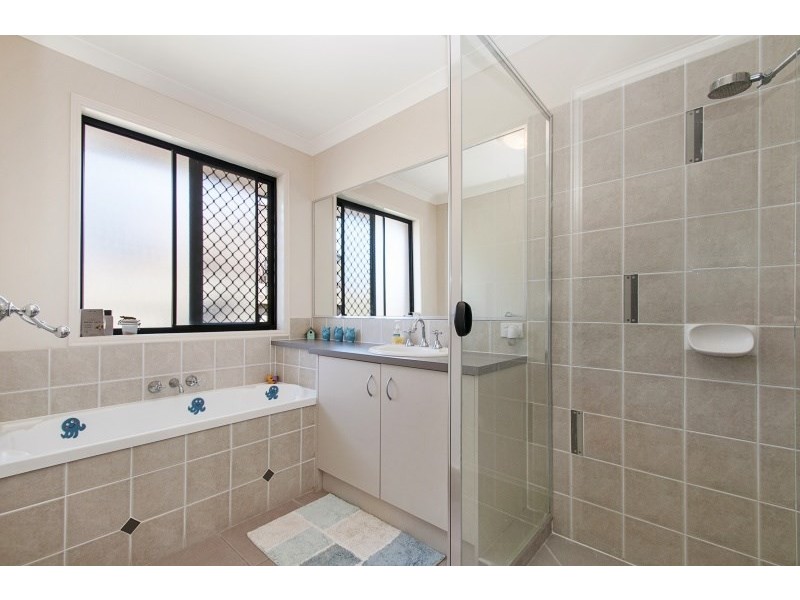 10 Carbeen Place, Meridan Plains QLD 4551