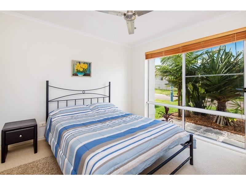 53 Huntley Place, Caloundra West QLD 4551